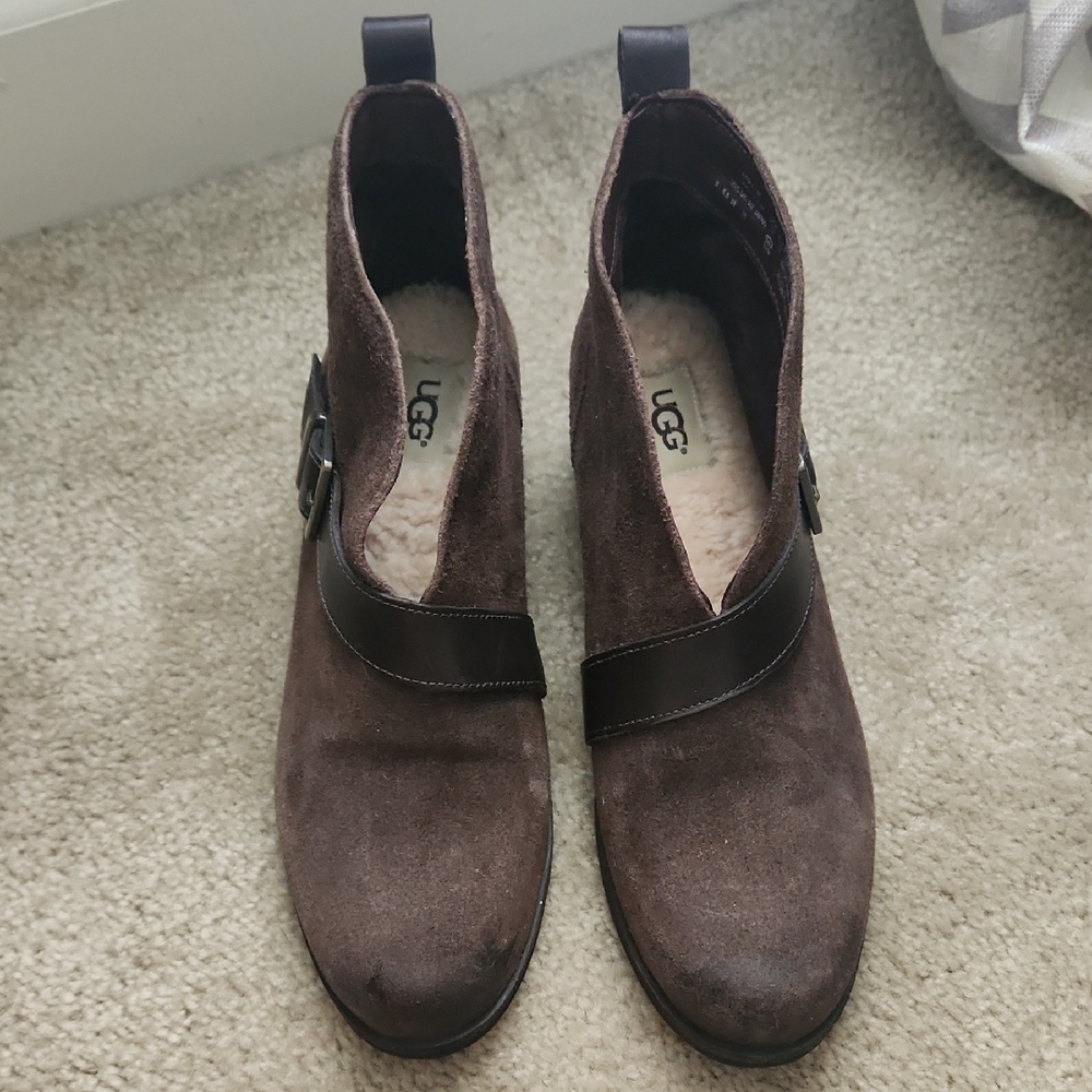 UGG Women's Chocolate Suede Ankle Booties